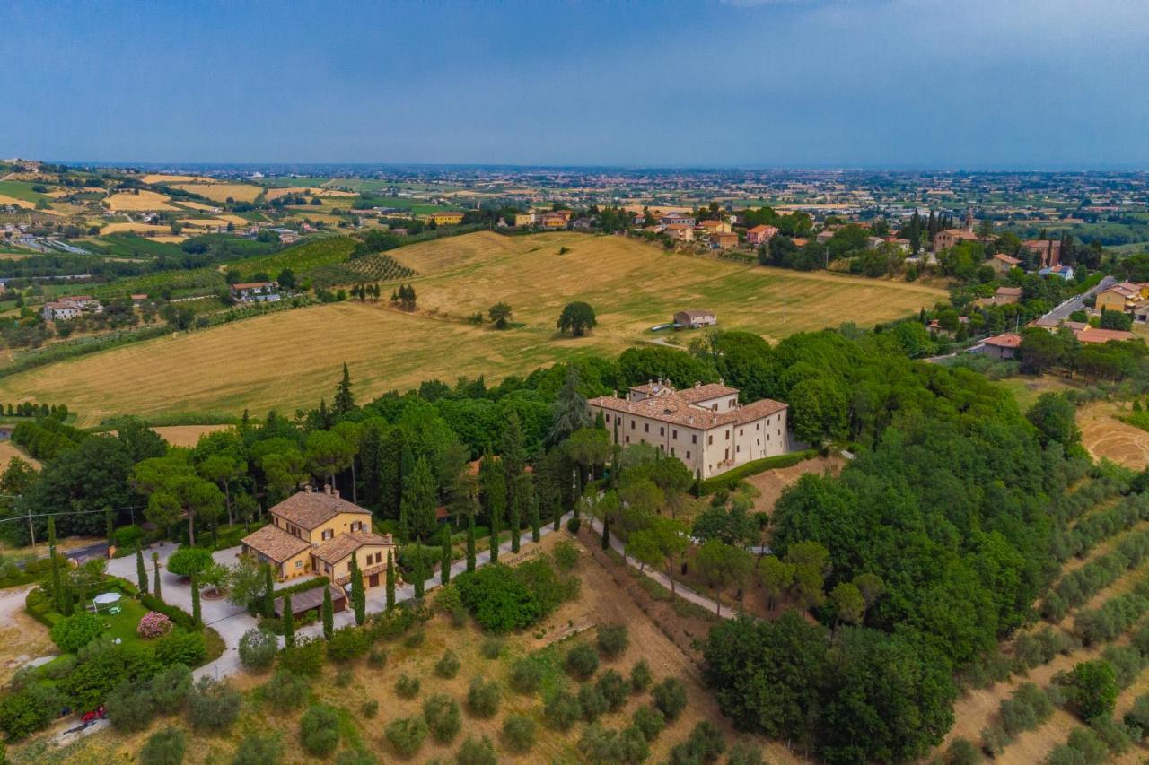 Bed and Breakfast Palazzo Del Poggiano à Poggio Berni Extérieur photo