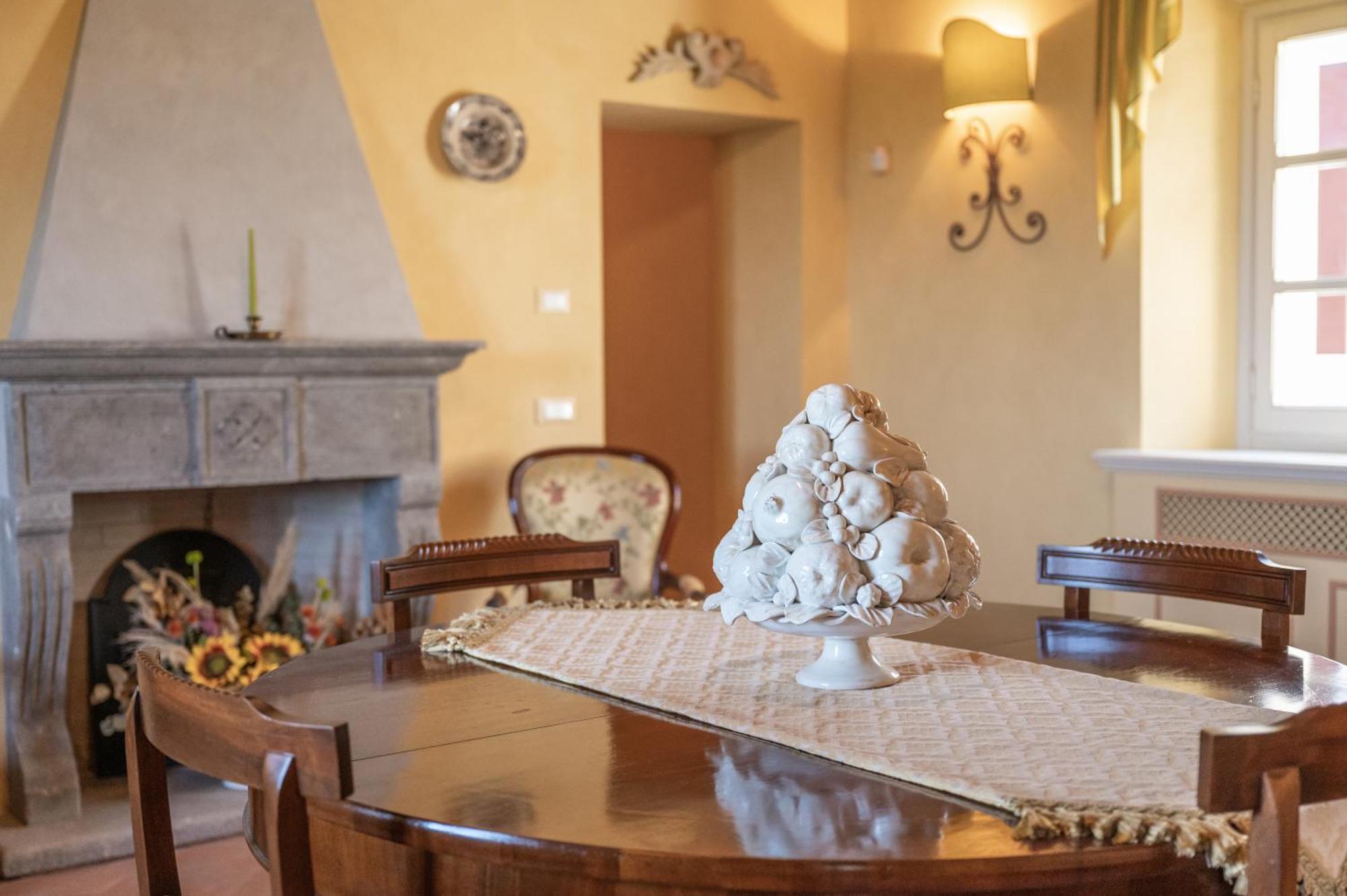 Bed and Breakfast Palazzo Del Poggiano à Poggio Berni Extérieur photo